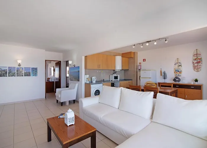 아파트 Vista Mar 4ºe, Frente A Armação de Pêra