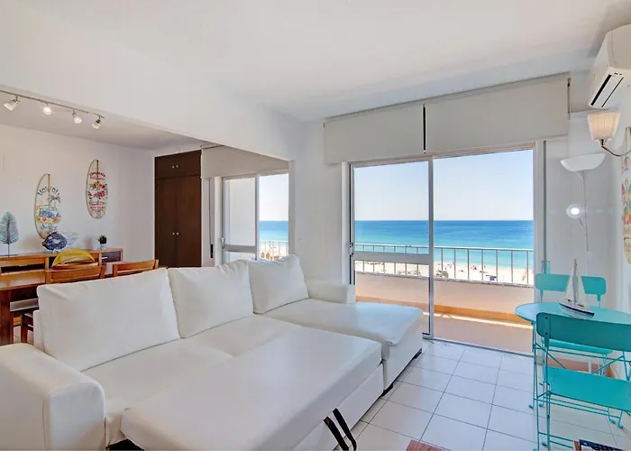 Vista Mar 4ºe, Frente A 아파트